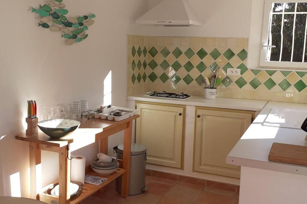 Gîte provençal indépendant avec piscine chauffée : LE SUY BIEN Flayosc Exterior foto